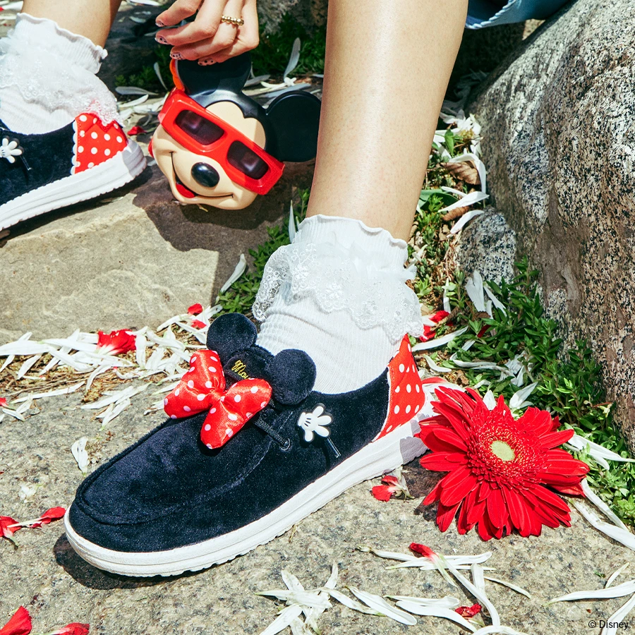 Disney Minnie Mouse Wendy - Minnie Black/Red 6 Disney Minnie Mouse Wendy - Minnie Black/Red - Image 6