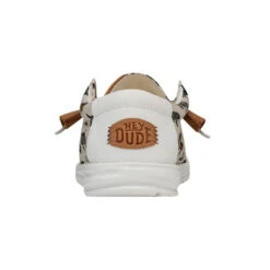 Wally Fish Lure - White -Heydude 40624 100 WALLYFISHLURE WHITE LEFTBACK