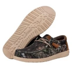 Wally Mossy Oak Country DNA - Camo 8 Wally Mossy Oak Country DNA - Camo -Heydude 40787 960 WALLYMOSSYOAKCDNAM CAMO LEFTPAIRBOTTOM