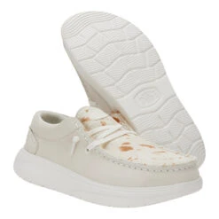 Wendy Comf Luxe - Ivory -Heydude 41865 105 WENDY X LUXE IVORY RIGHT PAIR BOTTOM 1