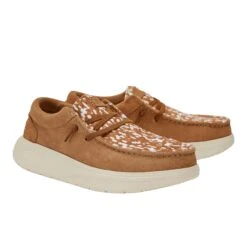 Wendy Comf Luxe - Tan -Heydude 41865 265 WENDY X LUXE TAN RIGHT PAIR