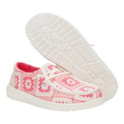 Wendy Cottage Crochet - Coral/Ballerina Pink 10 Wendy Cottage Crochet - Coral/Ballerina Pink -Heydude 43109 6GT WENDYCOTTAGECROCHET CORALBALLERINAPINK PAIR BOTTOM conversion1