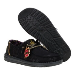 Wendy Snow White Evil Queen - Black/Black/Black -Heydude 44539 0X7 WENDYSNOWWHITEEVILQUEEN BLACKBLACKBLACK PAIR BOTTOM conversion1