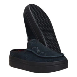 Austin Lift Hello Kitty - Black/Black -Heydude 44940 060 AUSTINLIFTHELLOKITTY BLACKBLACK PAIR BOTTOM conversion1