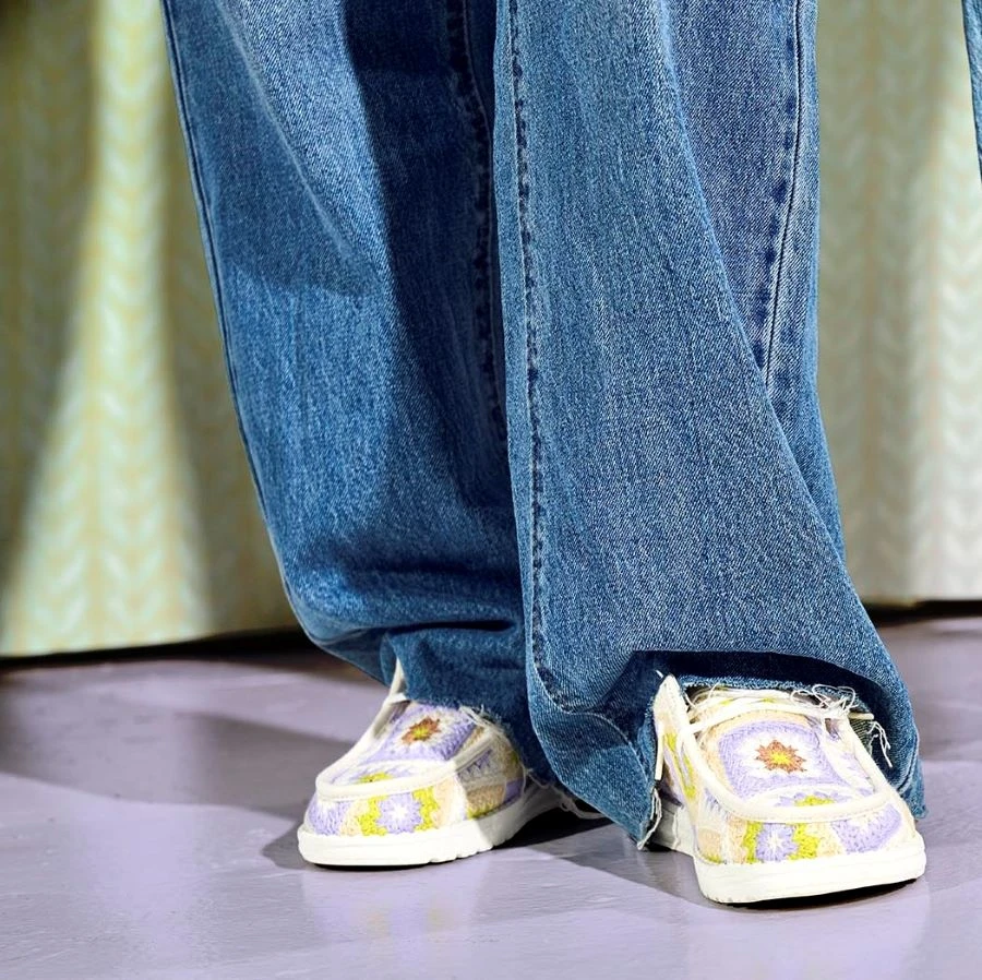 Wendy Cottage Crochet - Egret/Lavender/Multi 2 Wendy Cottage Crochet - Egret/Lavender/Multi - Image 2