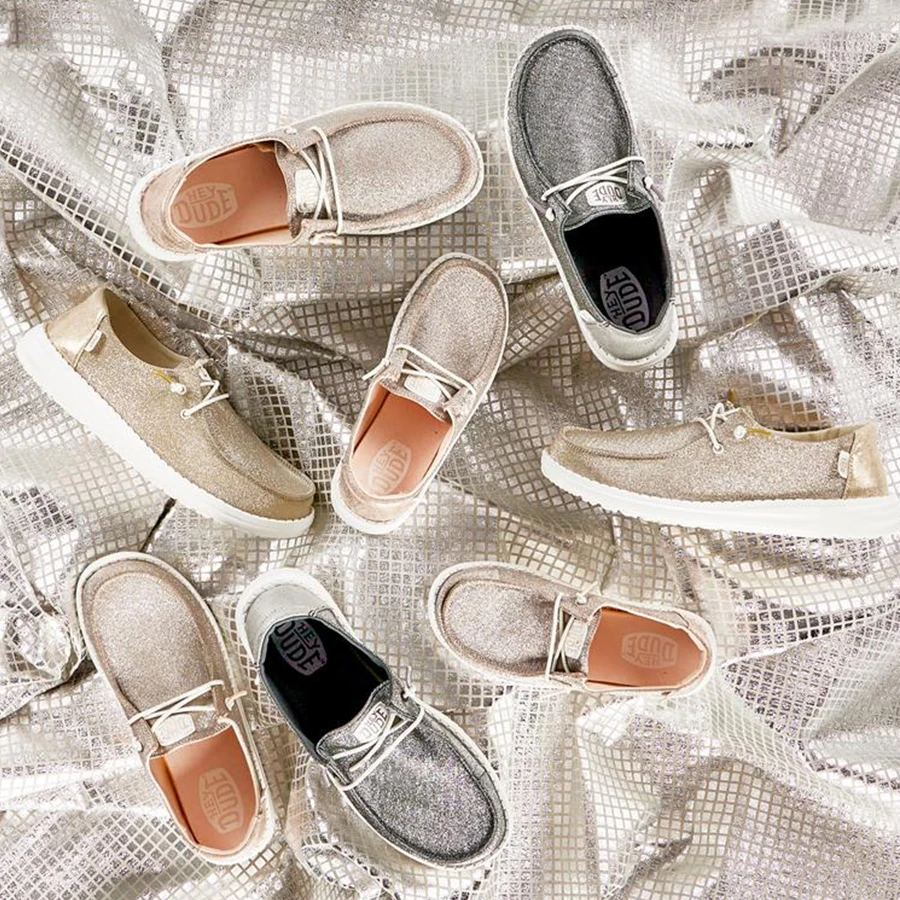 Wendy Metallic Sparkle - Gold 2 Wendy Metallic Sparkle - Gold - Image 2